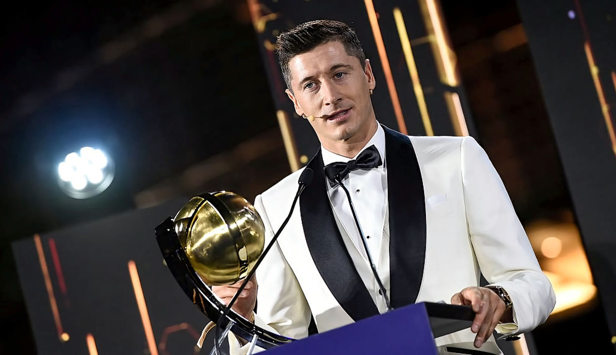 开云足球直播-包含葡萄牙翻盘加拿大，莱万高光表现的词条