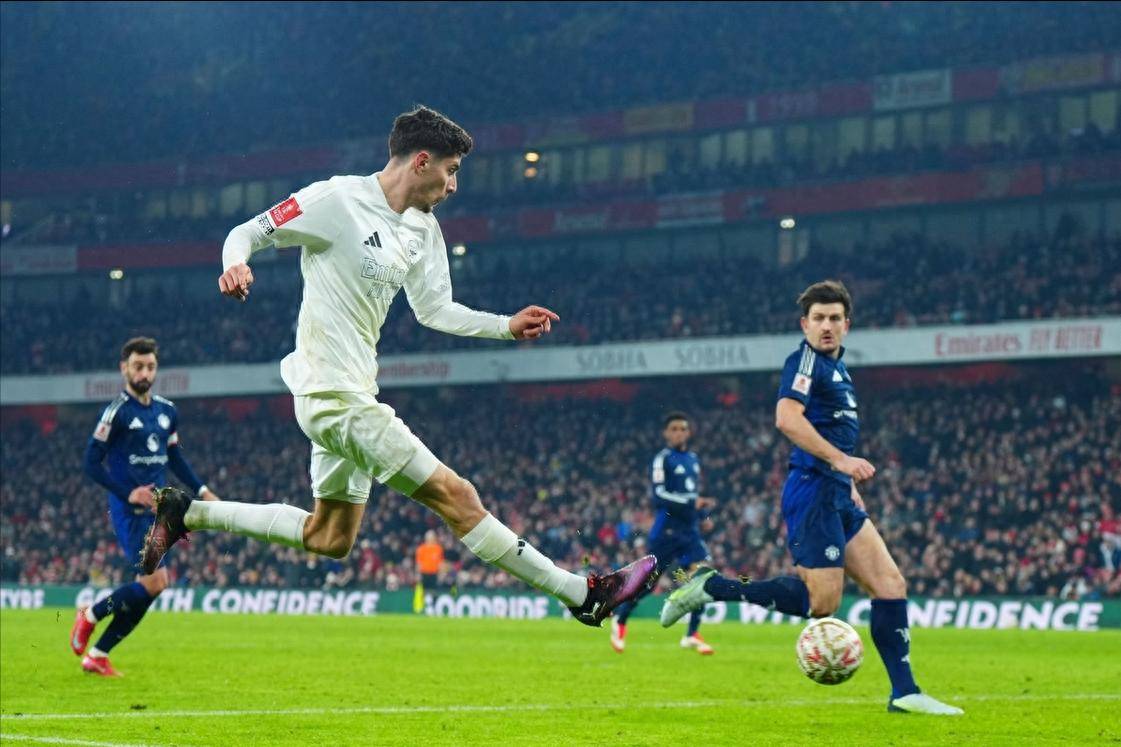 包含阿森纳主场不敌曼联,遭遇三连败的词条 包含阿森纳主场不敌曼联,遭遇三连败的词条