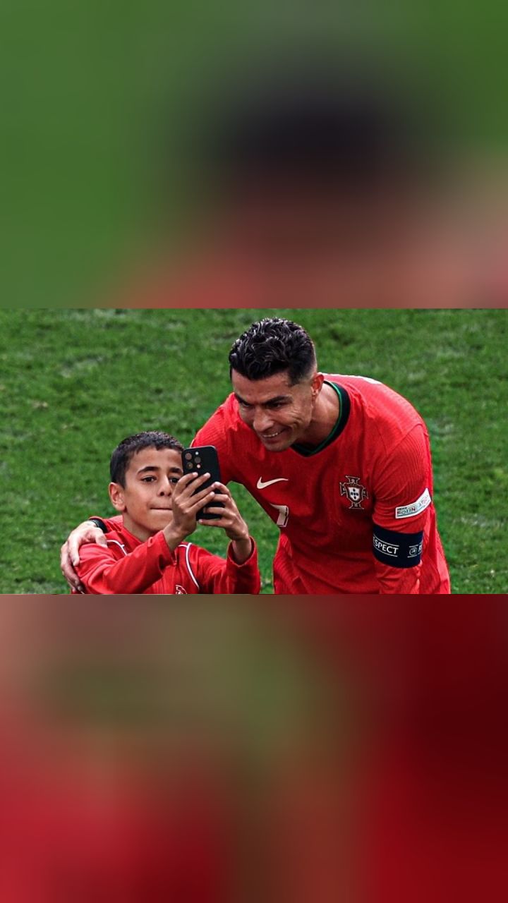 包含欧洲杯足球盛事展现魅力,球迷迷失在足球世界的词条 包含欧洲杯足球盛事展现魅力,球迷迷失在足球世界的词条