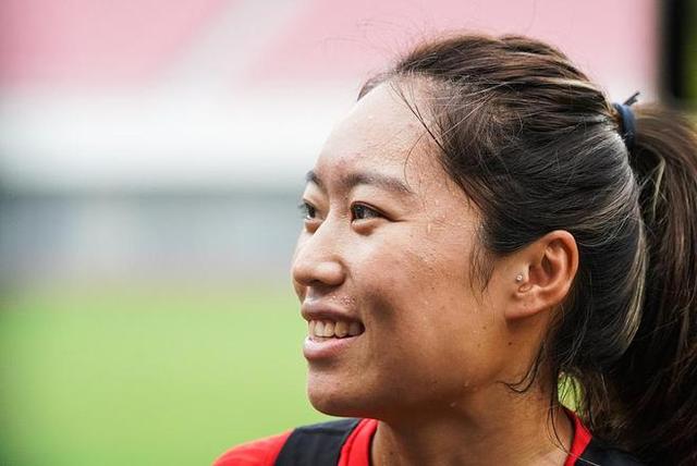 关于扬眉吐气:女足队员精神状态高昂的信息 关于扬眉吐气:女足队员精神状态高昂的信息