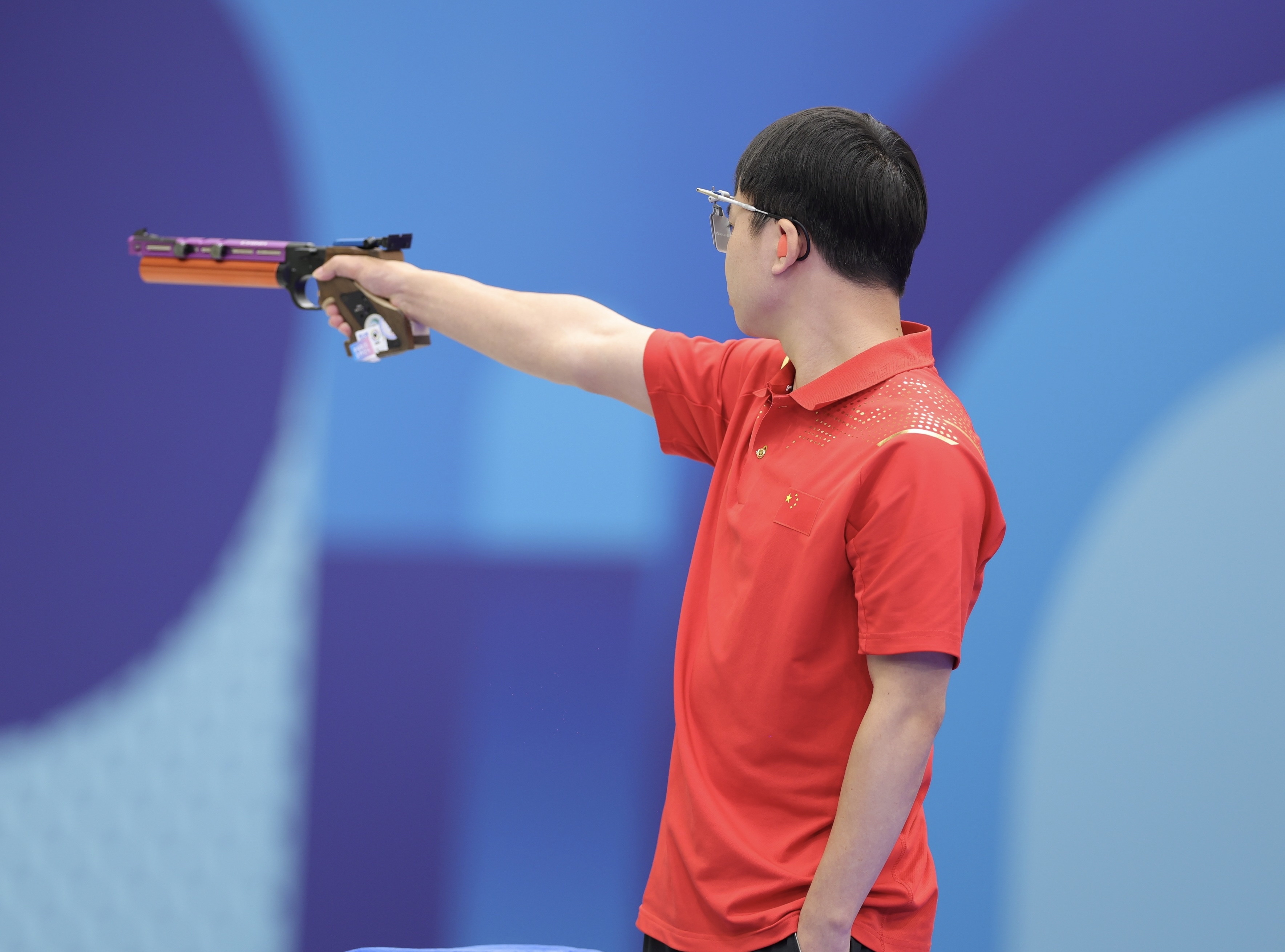 射击项目夺冠，中国选手奏凯准确！的简单介绍