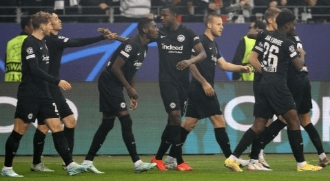 开云平台-沙尔克主场惨遭门兴格拉德巴赫翻盘