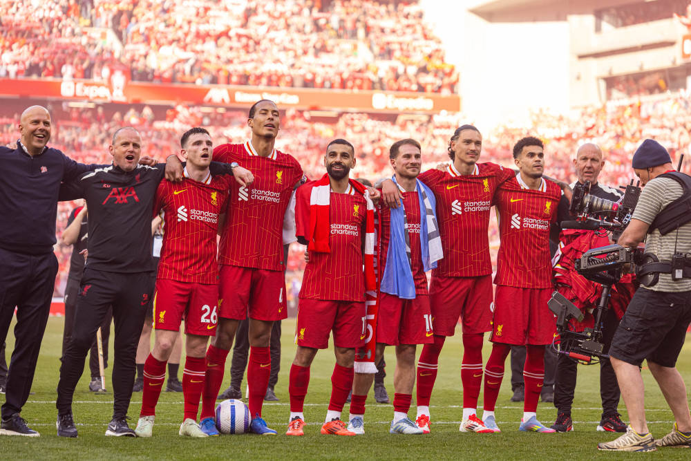 曼联客场失利,欧冠出线形势岌岌可危的简单介绍 曼联客场失利,欧冠出线形势岌岌可危的简单介绍