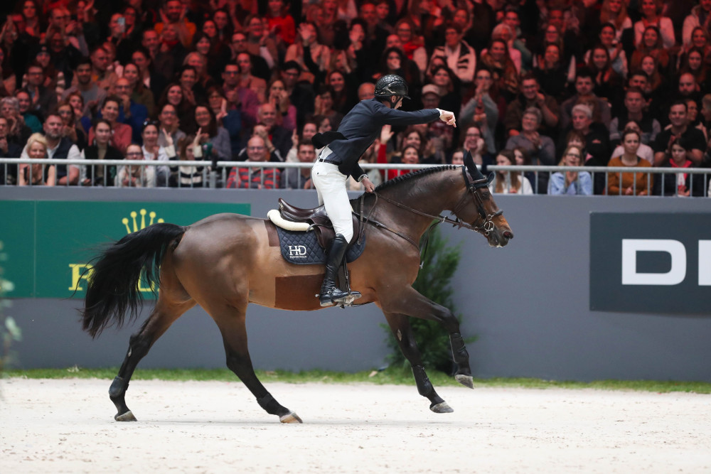 开云下载-瑞典运动员在马术比赛中表现出众