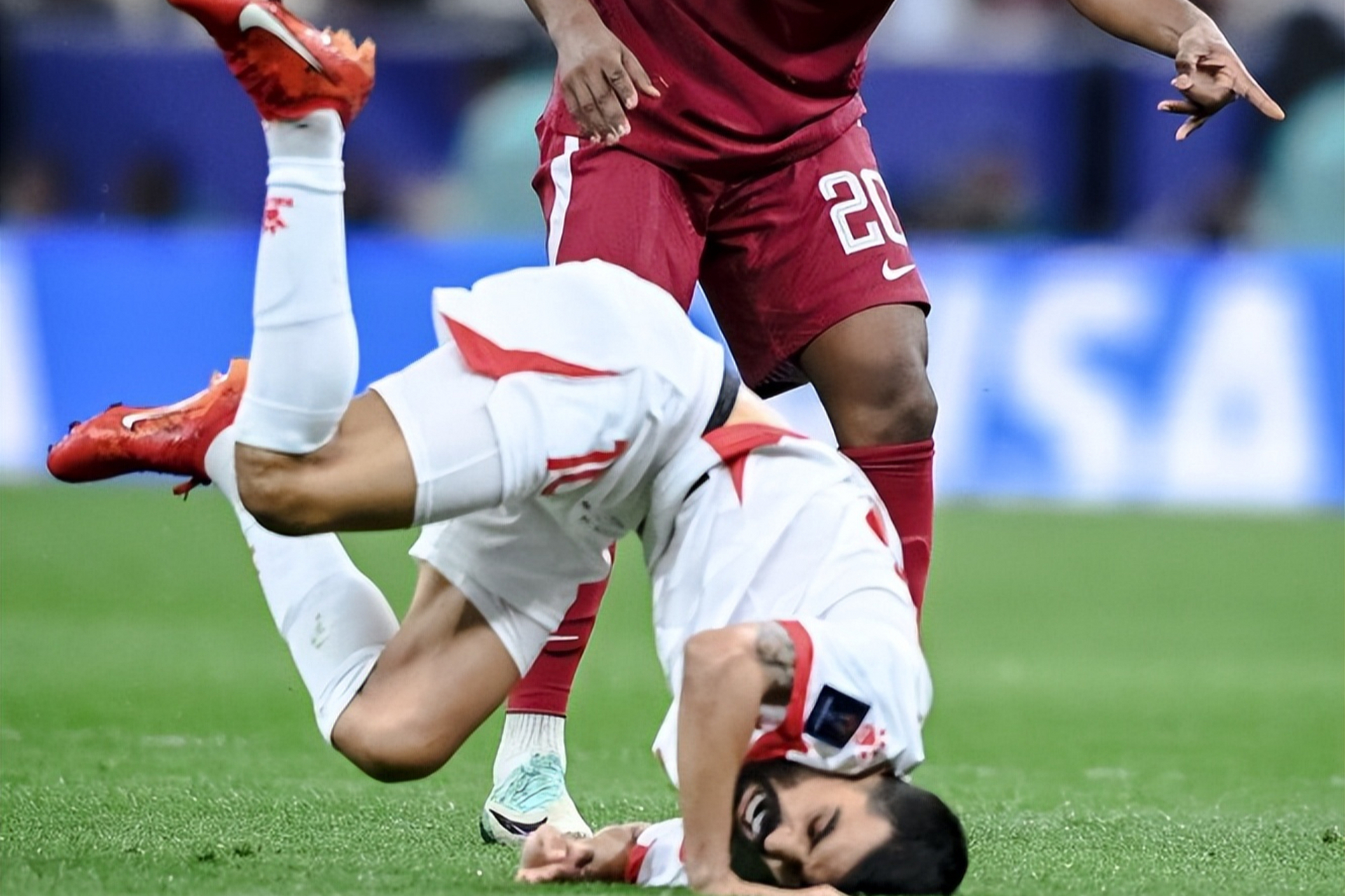 黎巴嫩足球队和国家队进行友谊赛的简单介绍