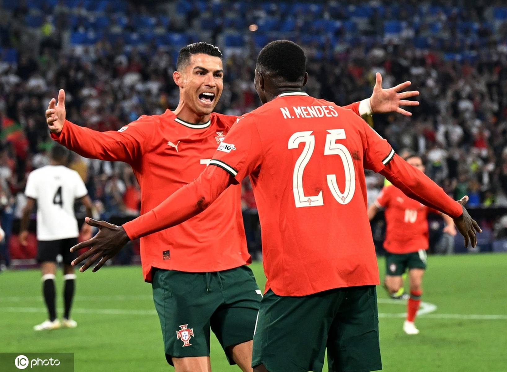 开云APP-包含期待佳绩！欧国联比赛即将打响的词条