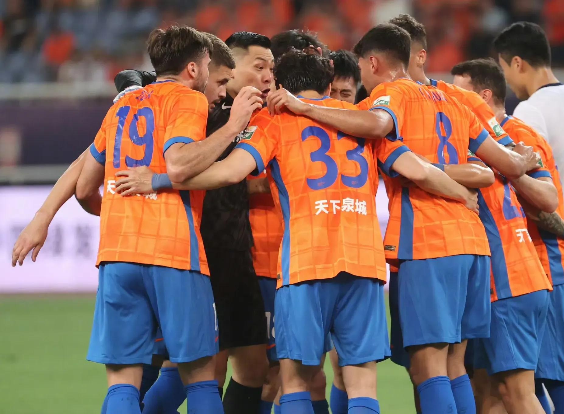 开云体育入口-包含青岛队轻取新疆队，霍勒迪统治全场的词条