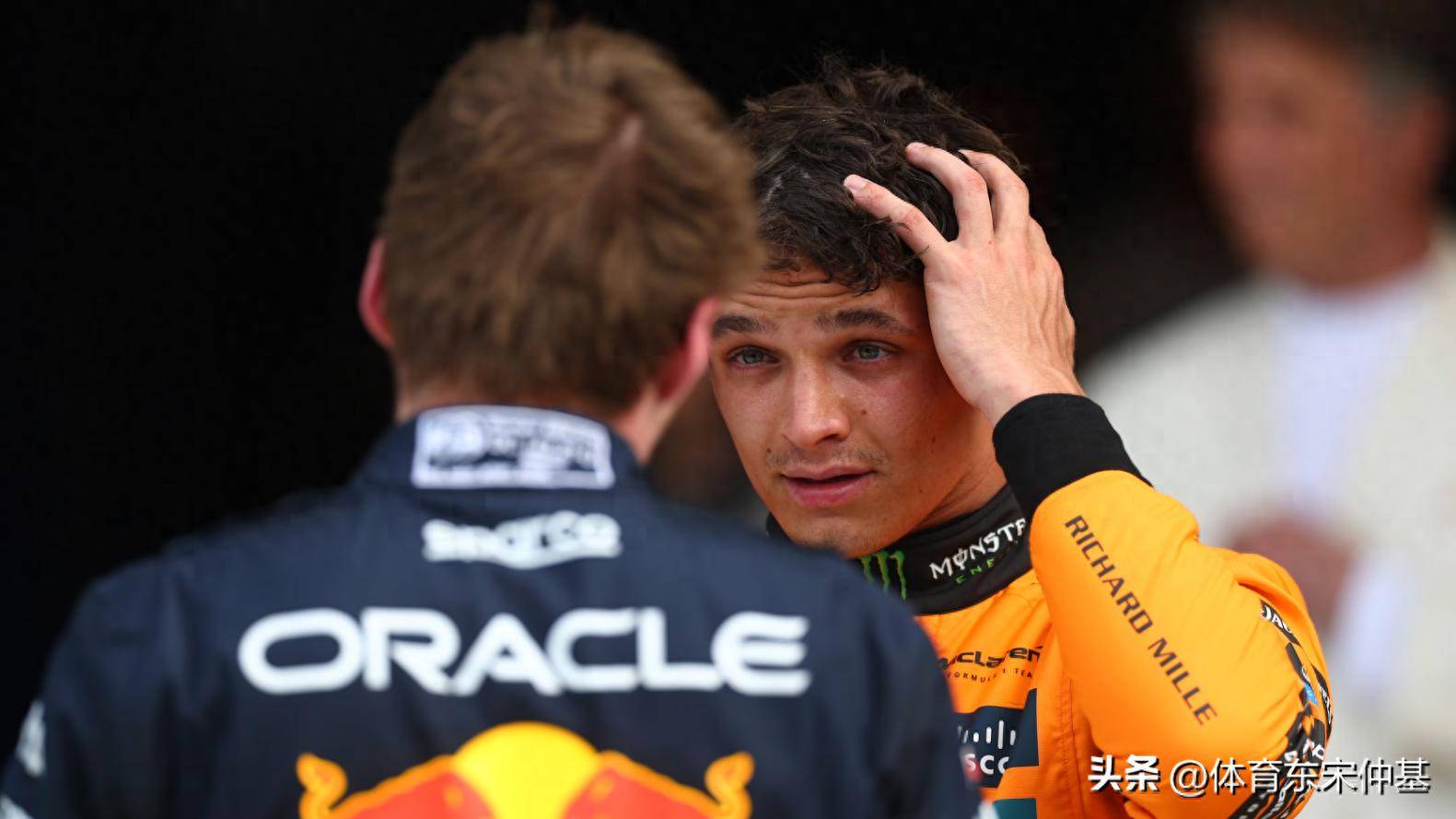 开云足球直播-包含雷诺车队逆转红牛二队，诺里斯统治全场的词条