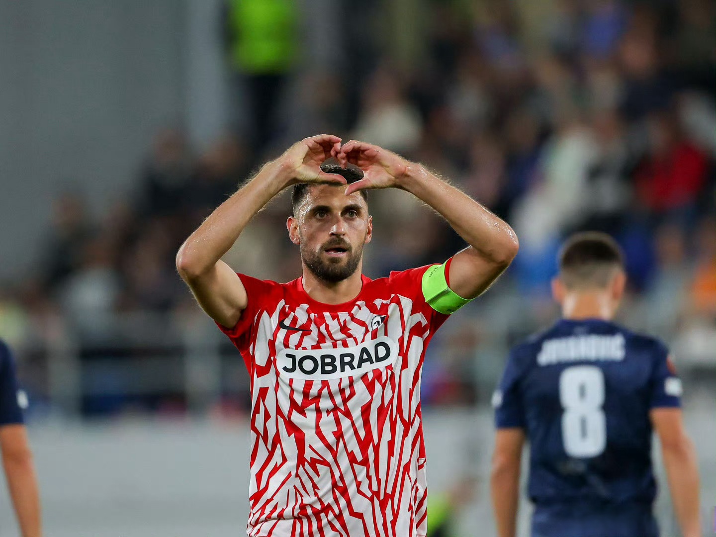 开云足球直播-那不勒斯逆转勒沃库森，福登扛起全队的简单介绍