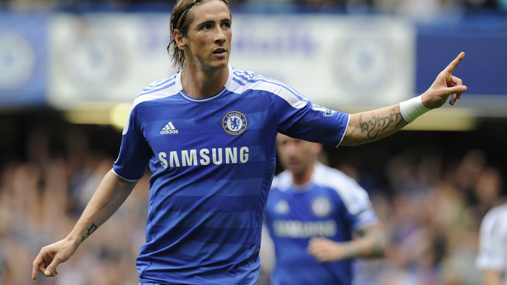 开云体育入口-哈兰德压制级发挥引领战术革命，巴黎速胜爱尔兰展现现代足球新维度