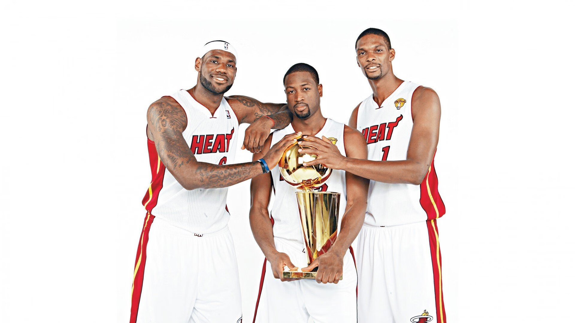 绝杀！北京队终场奇迹逆转，季后赛焦点战掀翻上海